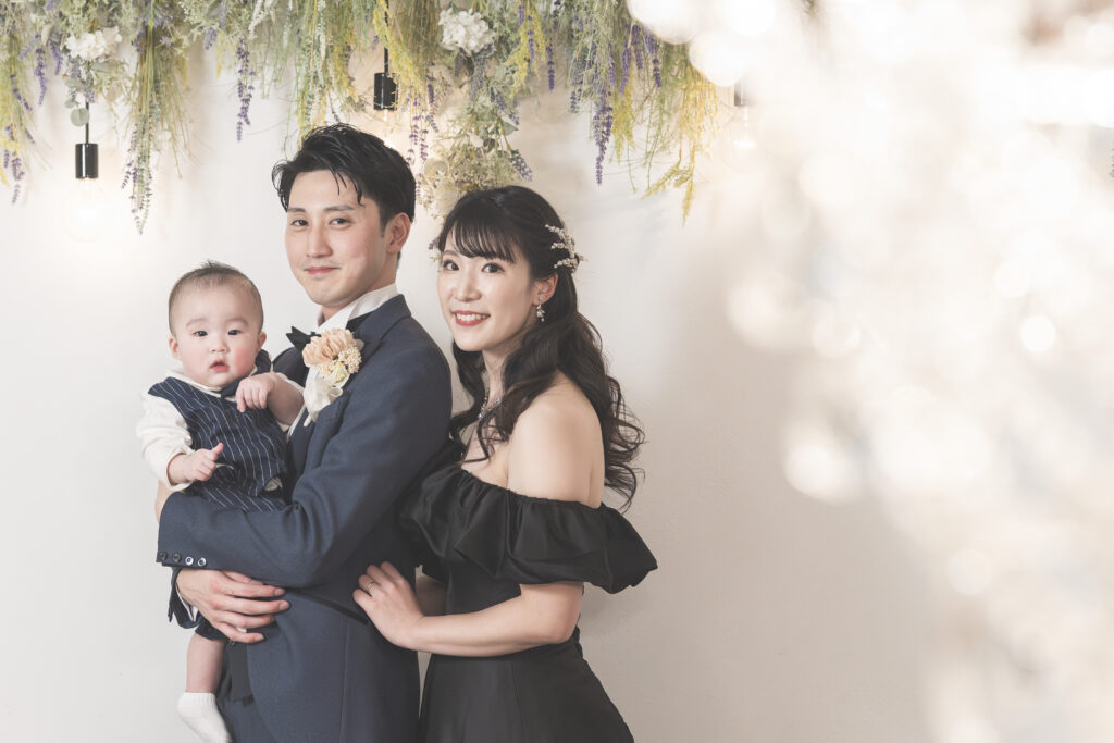 愛おしいお子様と３人でファミリーPhoto wedding♡