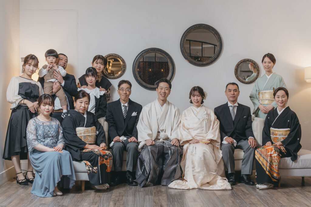 家族からの祝福に包まれて。大切な人と残すフォトウェディング
