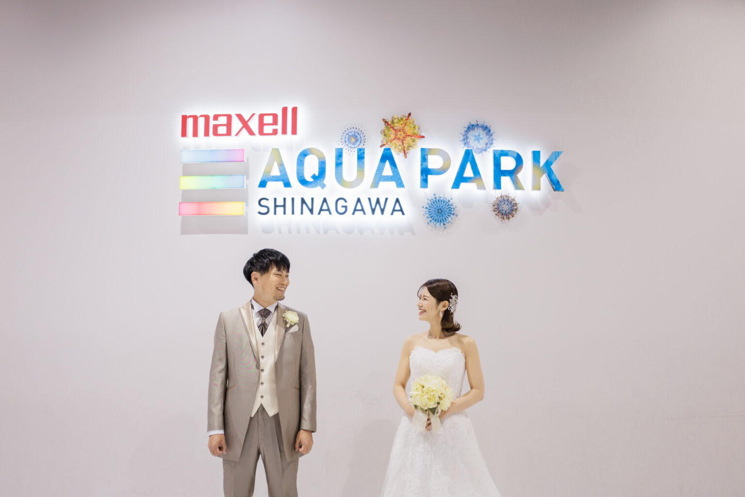 【洋装】水族館でナチュラルなフォトウエディング！