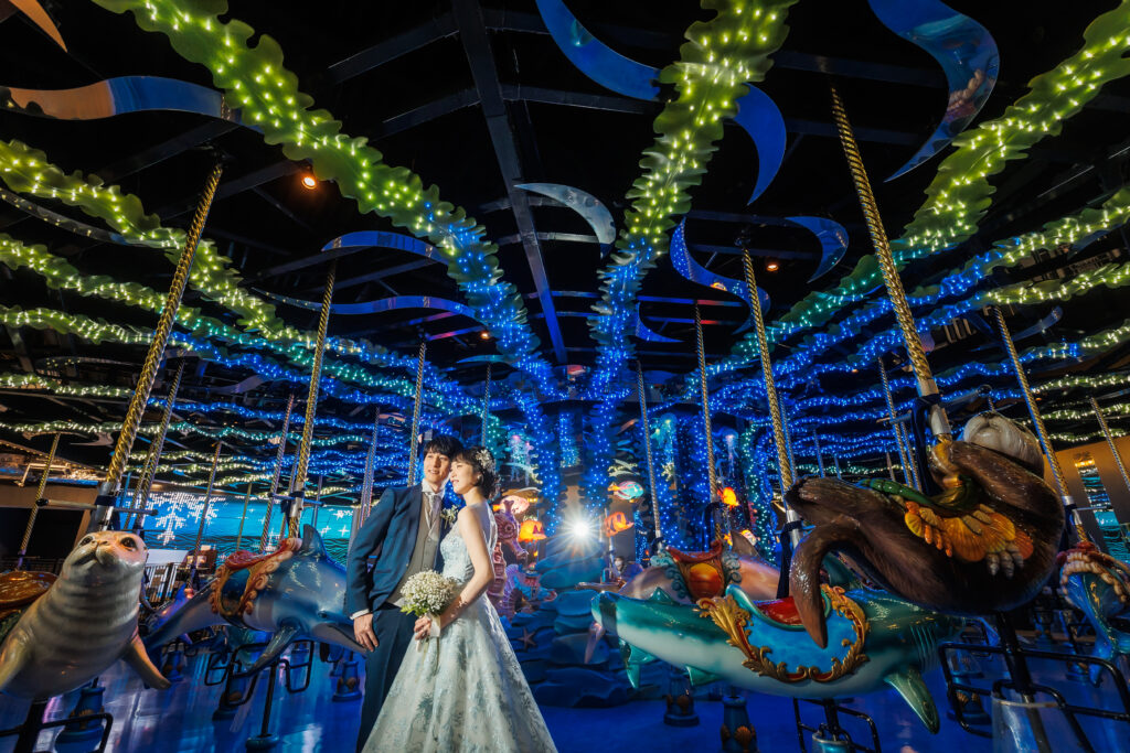 ドレス×水族館　　幻想的な世界