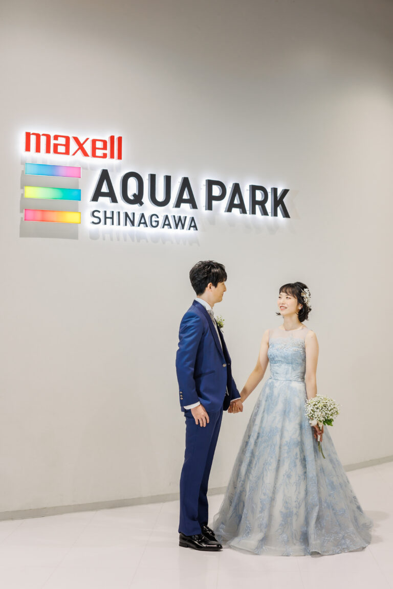 ドレス×水族館　　幻想的な世界