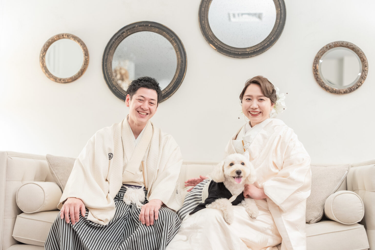 家族と愛犬そろって和装フォト。笑顔と拍手に包まれた撮影