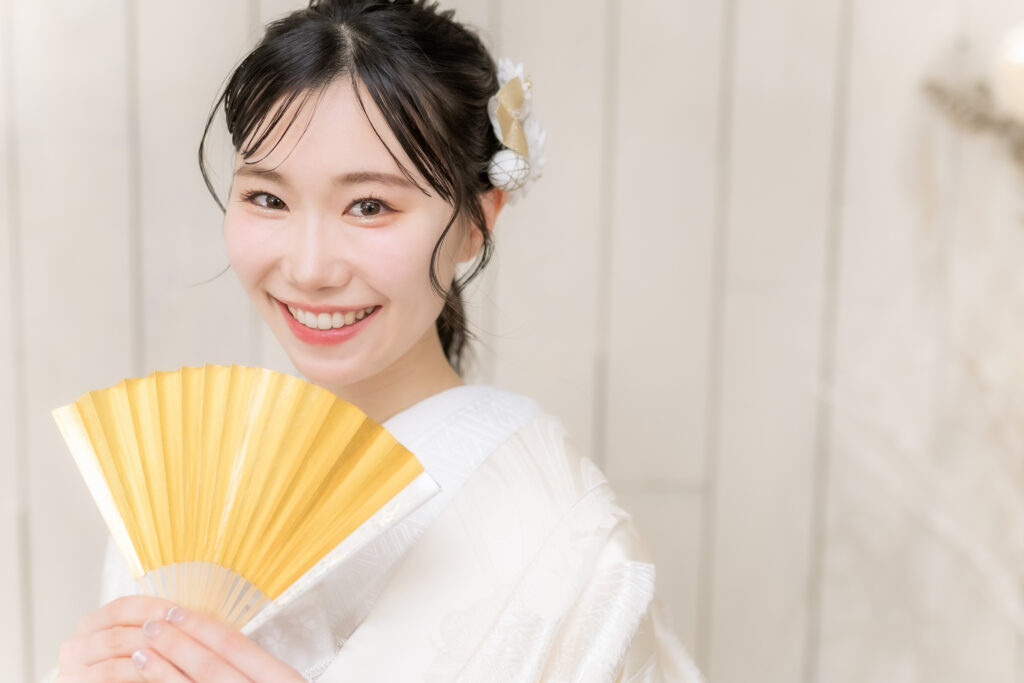 やさしい光に包まれて、ふたりの笑顔が重なる時間