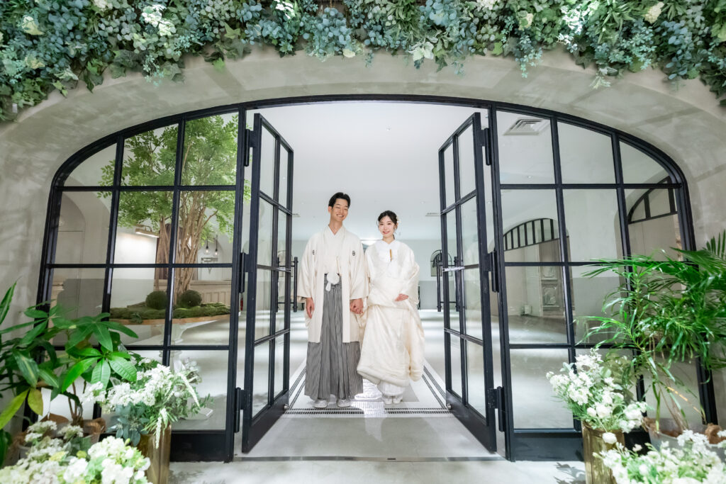 やさしい光に包まれて、ふたりの笑顔が重なる時間