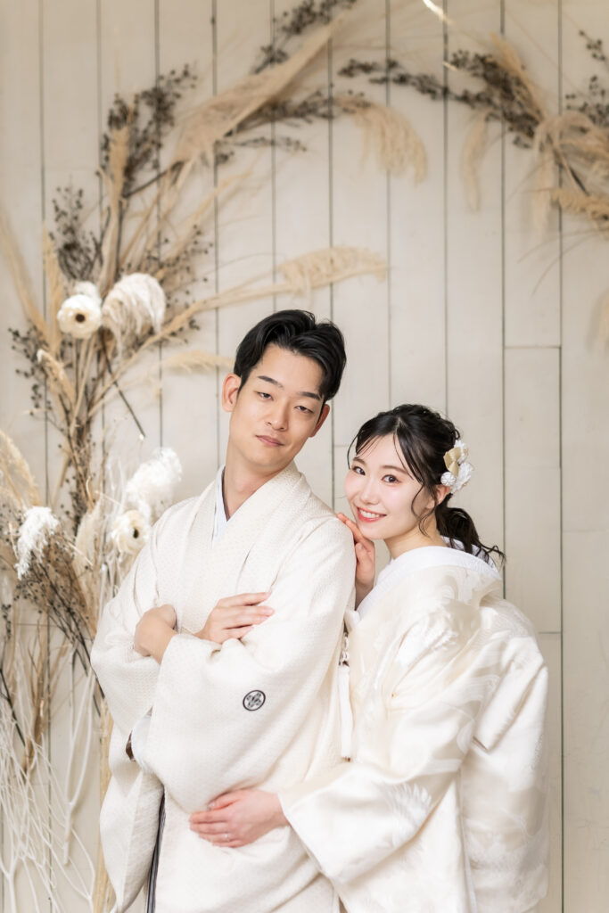 やさしい光に包まれて、ふたりの笑顔が重なる時間